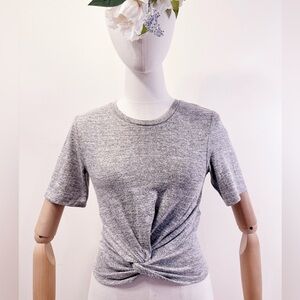 🩶 Wilfred Free Heather Grey Twist Front Short Sleeve Top (Aritzia)
